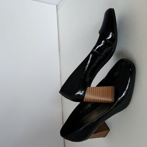 COPY - Worthington woman's Black Patton wooden heel shoes size 6
